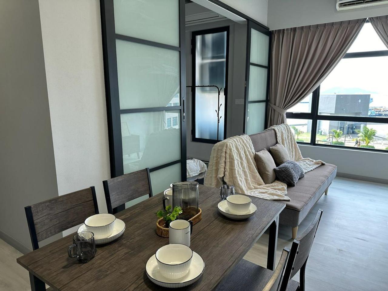 Apartment Jesselton Quay Sea & Pool View For 6 Pax Kota Kinabalu